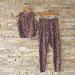 Joe Fresh Printed High-Waist Leggings & Cropped Tank Set